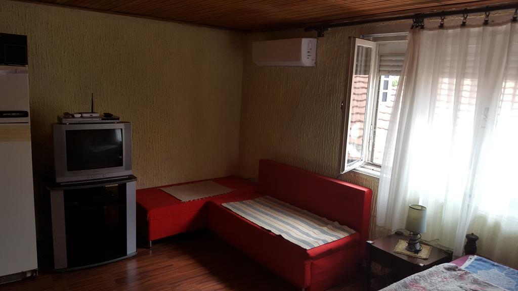 Apartmani Emil Podgorica Eksteriør billede